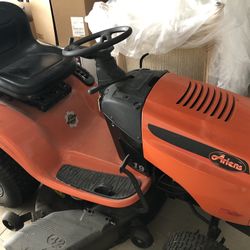 Ariana Riding Lawn Mower