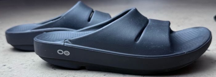 OOFOS  Sandals - Women's 7 / Men's 5