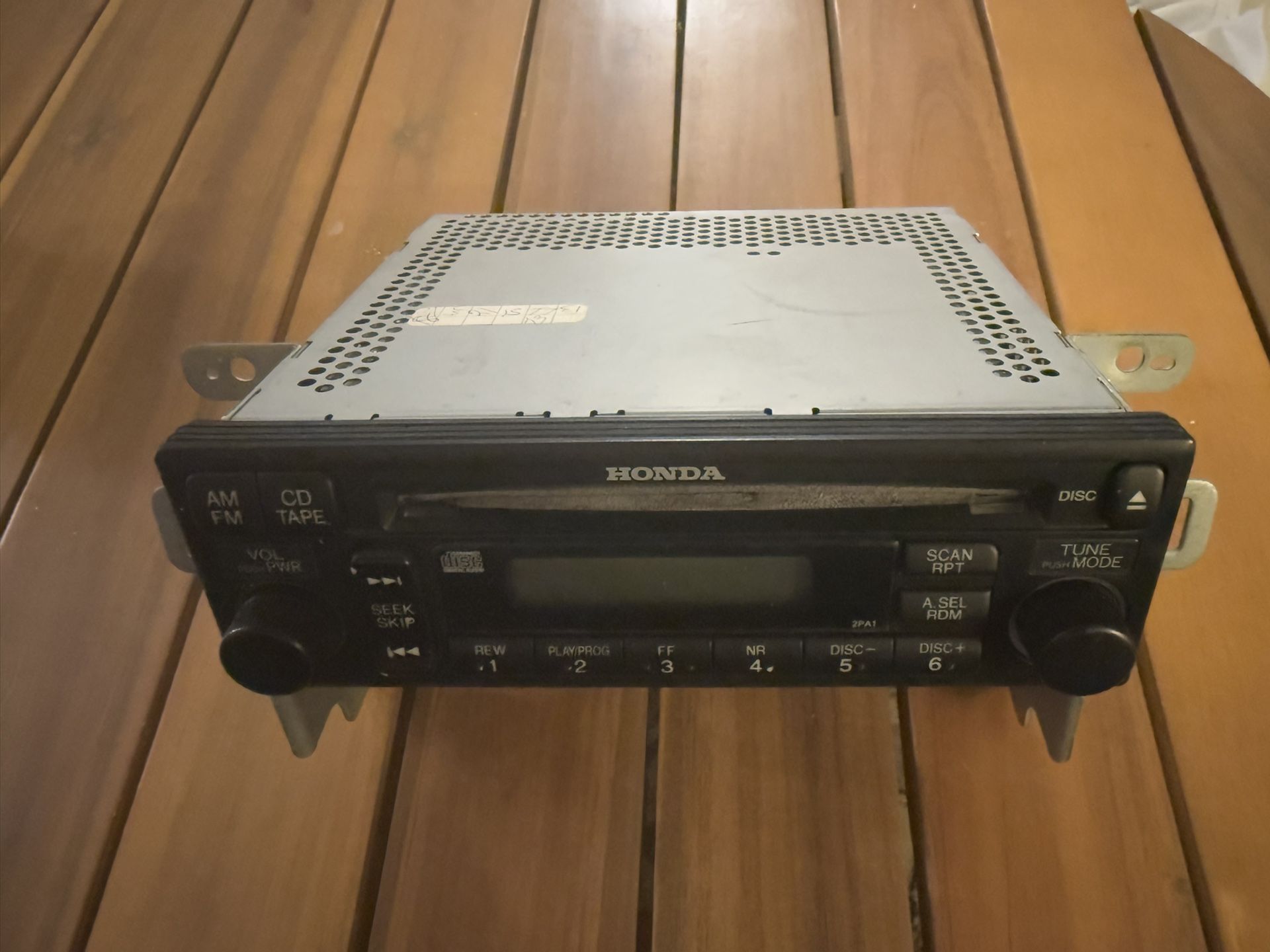 Genuine Honda Car Stereo - Model 39100-S84-A410-M1 (OEM)