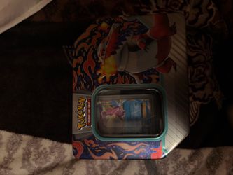 Pokémon cards comes with hard case