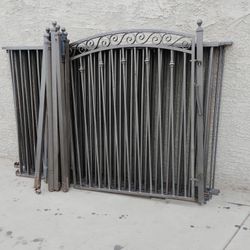 62 Feet Of 5 Foot Tall Fence. 