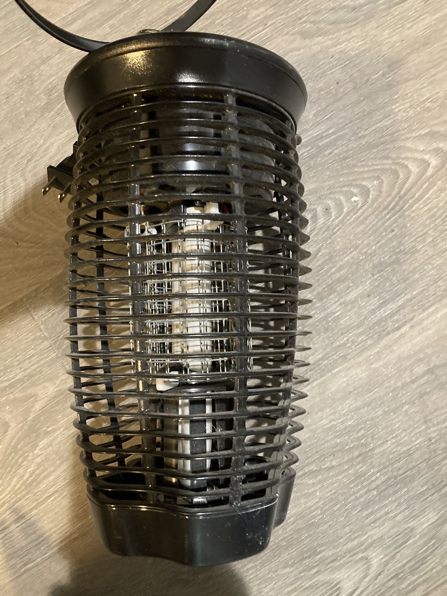 Fly and Mosquito Zapper