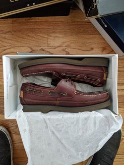 Sperry Boat Shoes 11