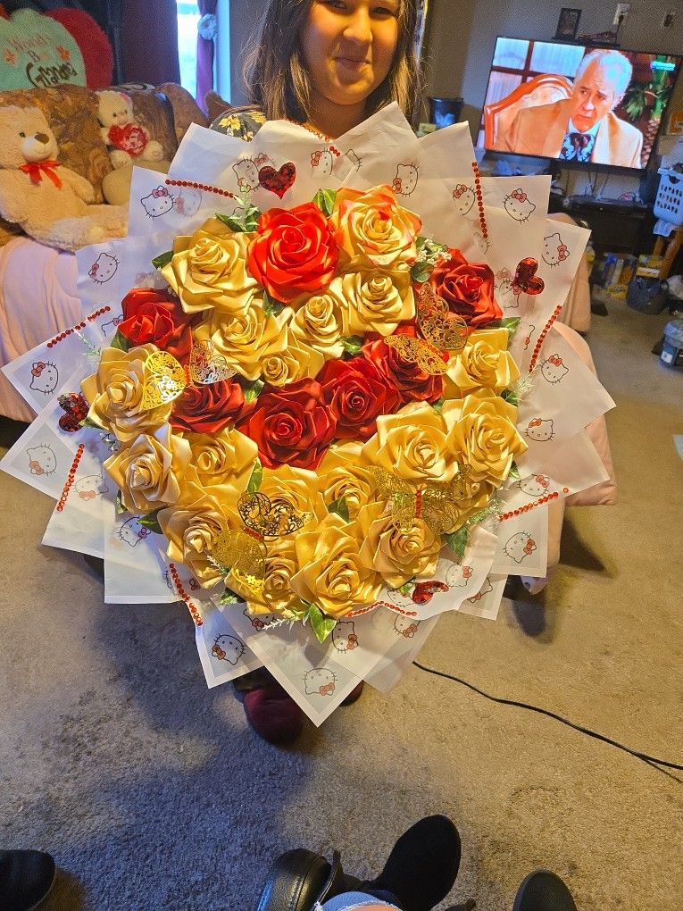 Large Bouquet Of Roses