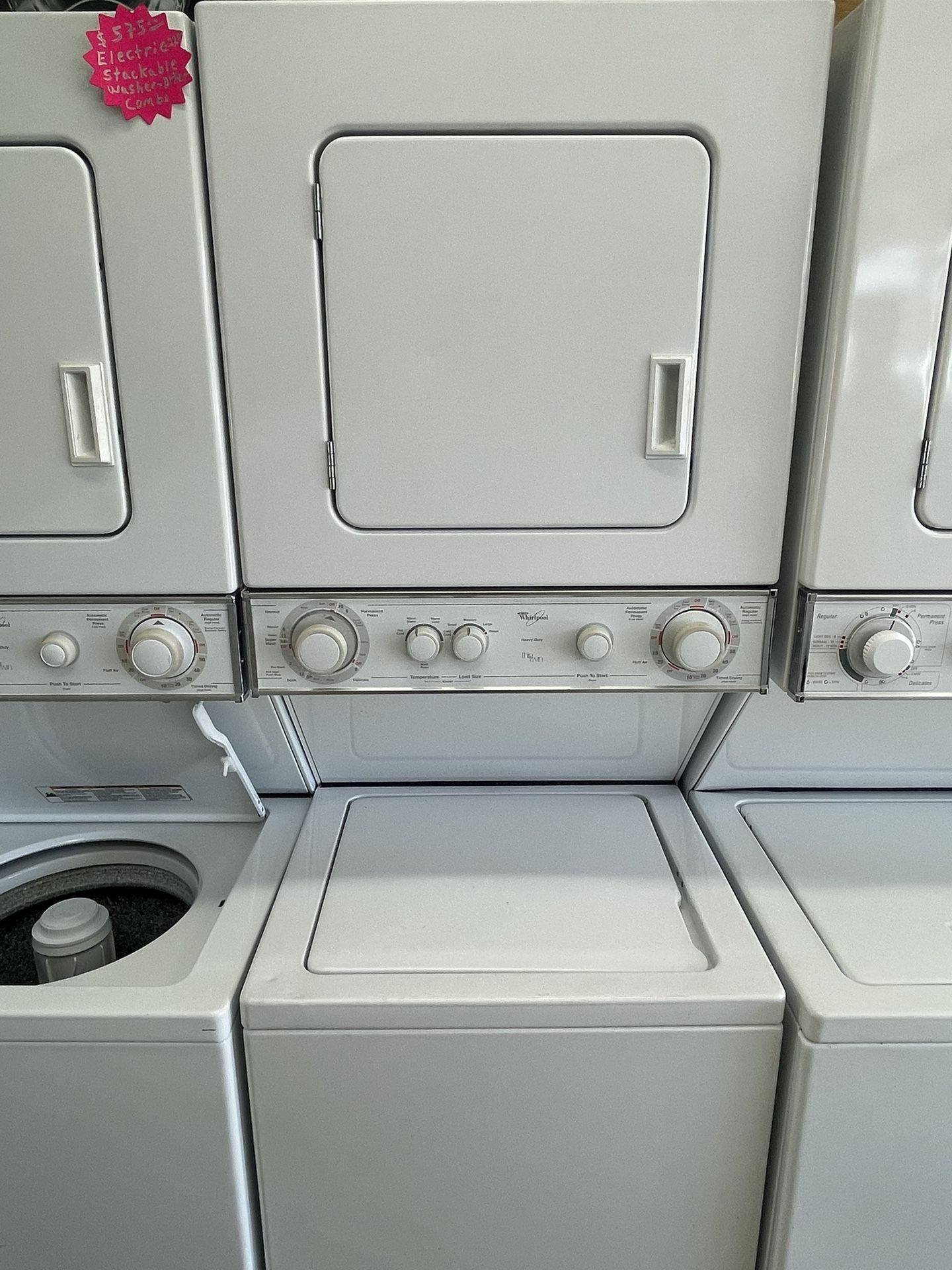 24’ Whirlpool 220v Washer And Electric Dryer Combo Set In Excellent Condition
