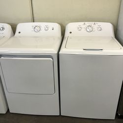 Ge He Top Load Washer And Electric 220V Dryer See In White 