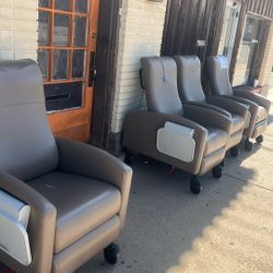 Reclining Chairs 