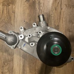 Genuine GM Water Pump
