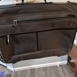 Skyway Tri fold Garment Bag