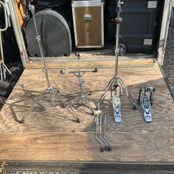 Pearl Double Braced Hardware