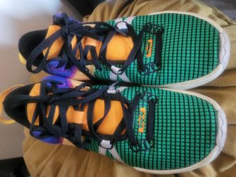 Men's 10.5 Nike