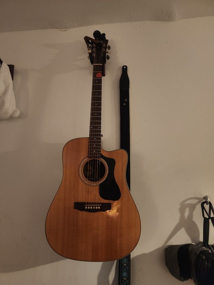 Guild Acoustic/Electric