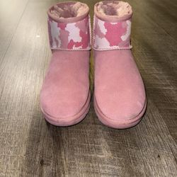 Pink Camo Boots