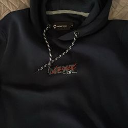 Sweater L