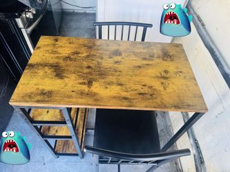 Sturdy wooden table For Sale 