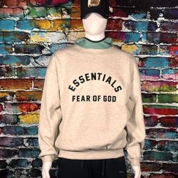 Fear of God Essentials - MEDIUM