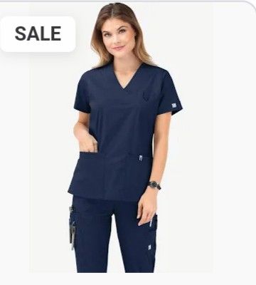 NICE FEMALE JOGGERS SCRUB