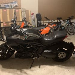 2013 Ducati Diavel Chromo