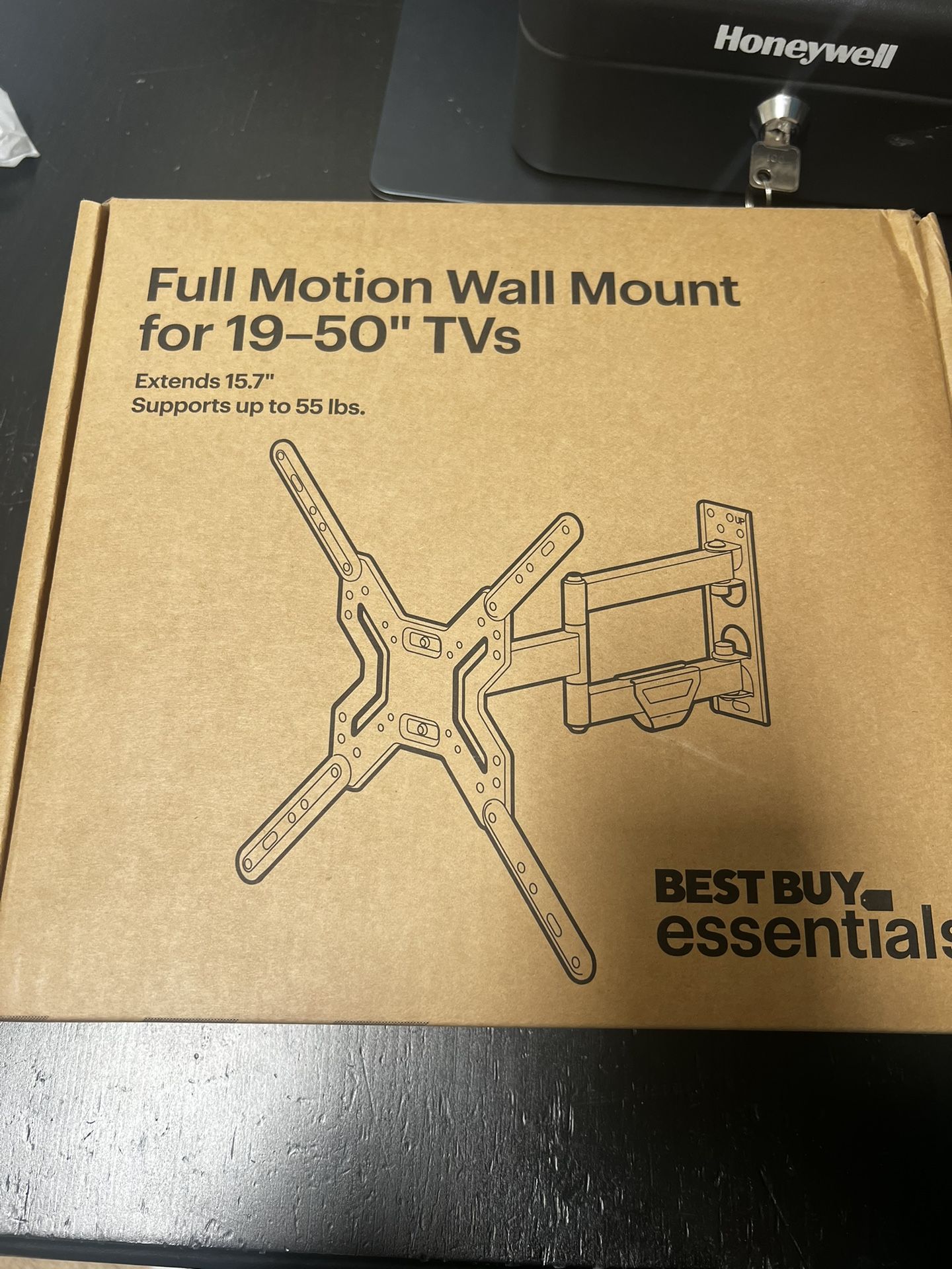 Full Motion TV Mount