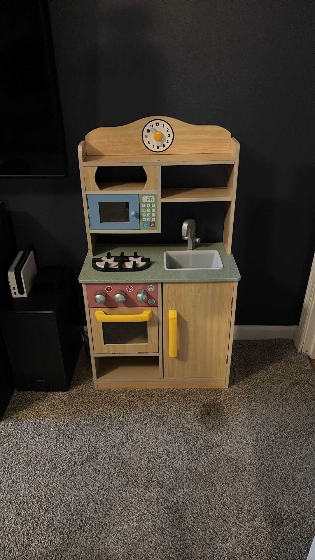 Kids Play Kitchen