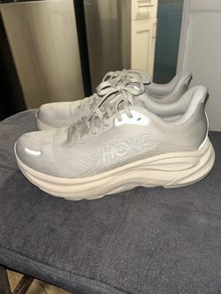 Hoka Clifton 11
