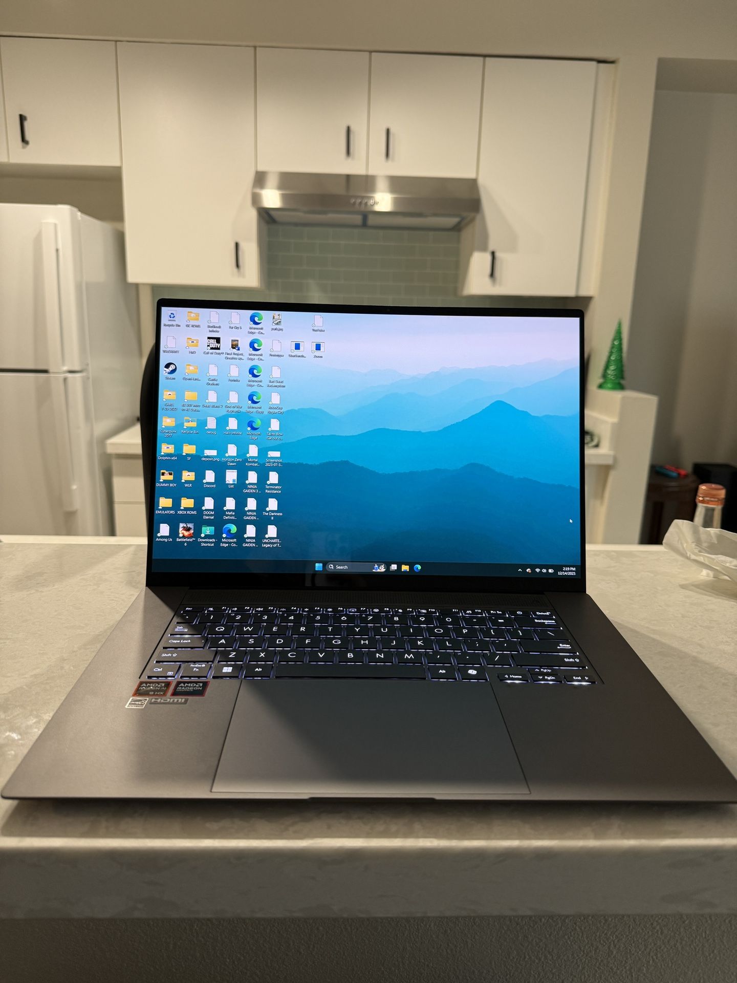 Zenbook s16 oled (z2 extreme gpu) hx 370