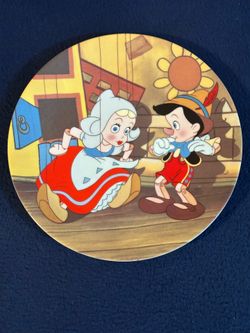 Vintage 1990 Disney's Pinocchio "I've Got No Strings" Collector Plate