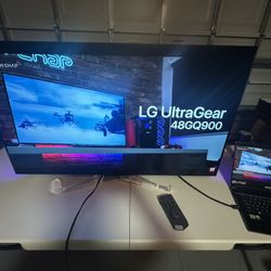 LG UltraGear OLED Curved Gaming Monitor 45GR95QE-B 45 in Complete in Box