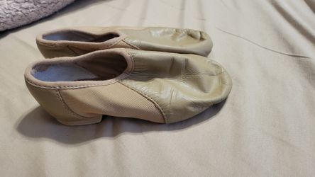 Girls New  Jazz Shoe Size 10.5