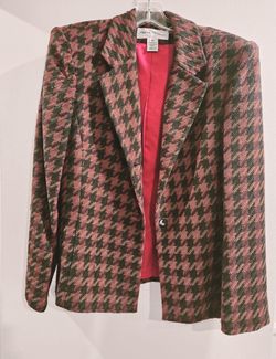 Red and black blazer size 8 women’s
