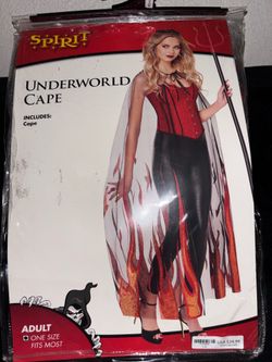 COSTUME