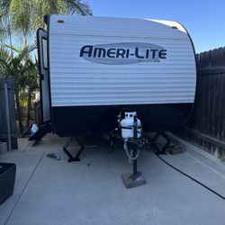 2022 Gulfstream Amerilite 