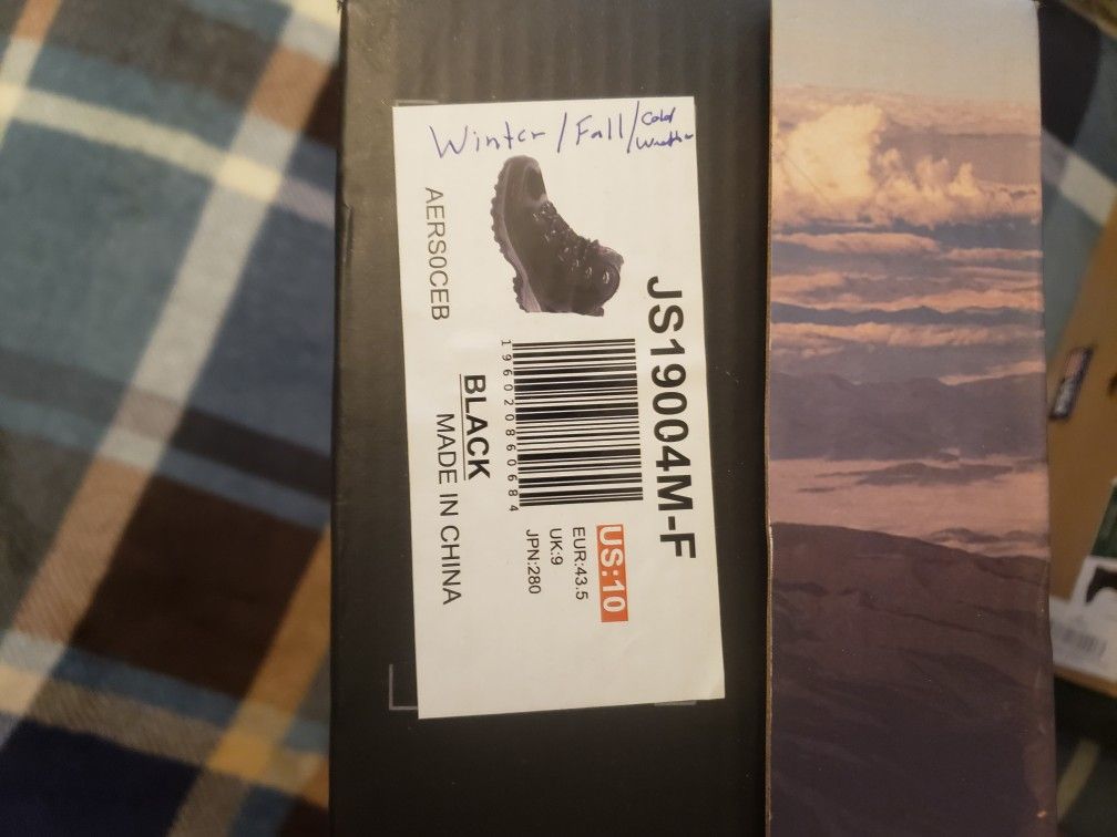 Nortiv8 Insulated Hiking Boots