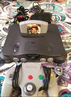 Nintendo 64 with Golden Eye
