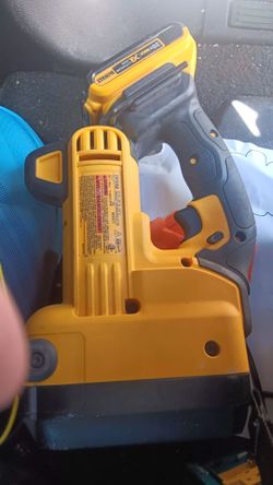 Dewalt dcs350 rod cutter with charger and  battery