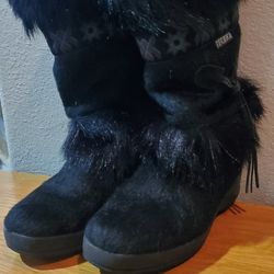 Fuzzy Boots