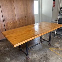Dinning Table