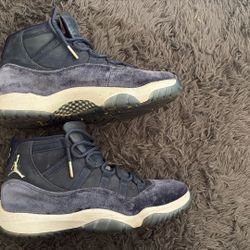 Blue Suede Jordan 11