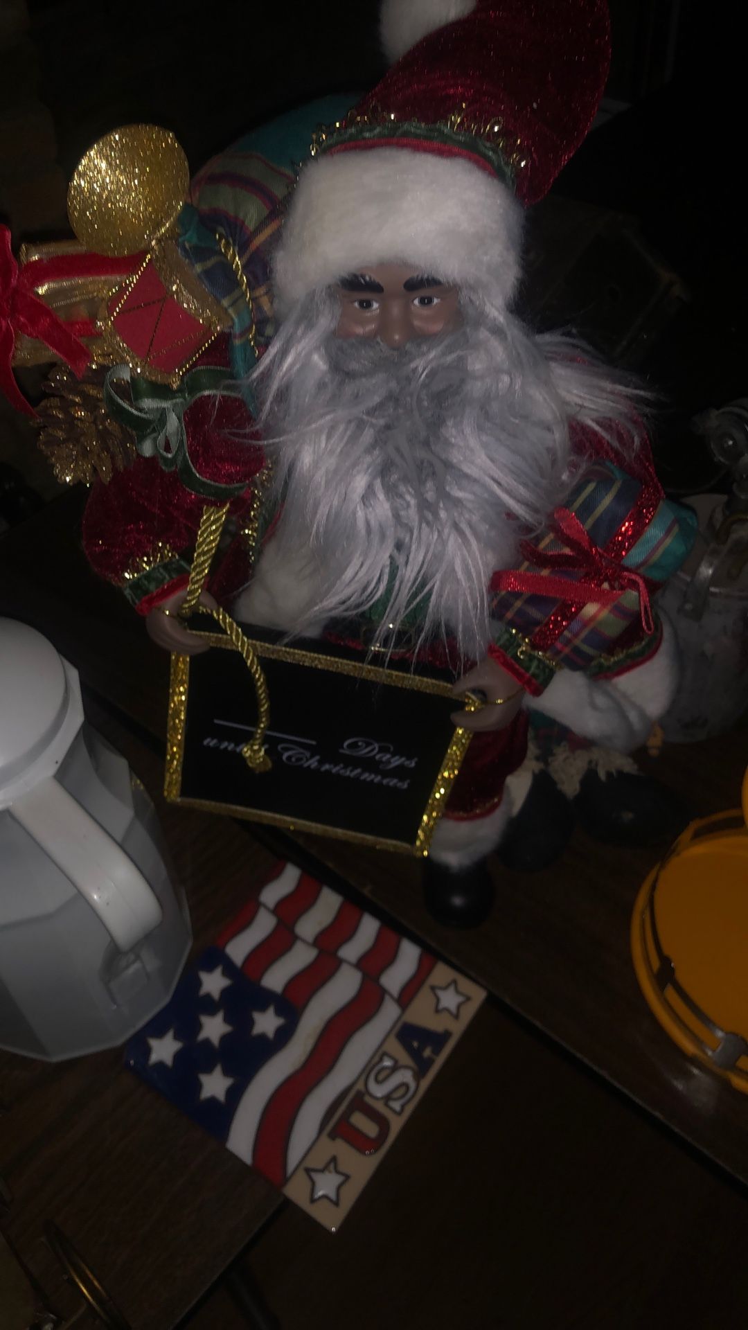 Santa Claus Mini Statue