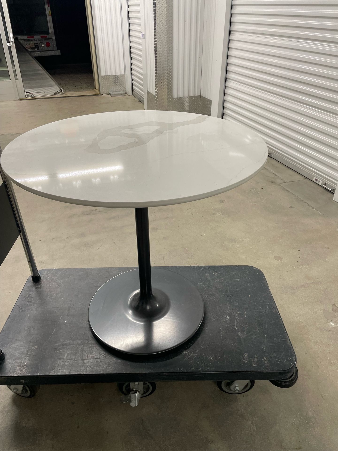 Round Marble Dining Room Table