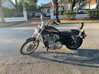 2003 Harley Davidson Iron 883