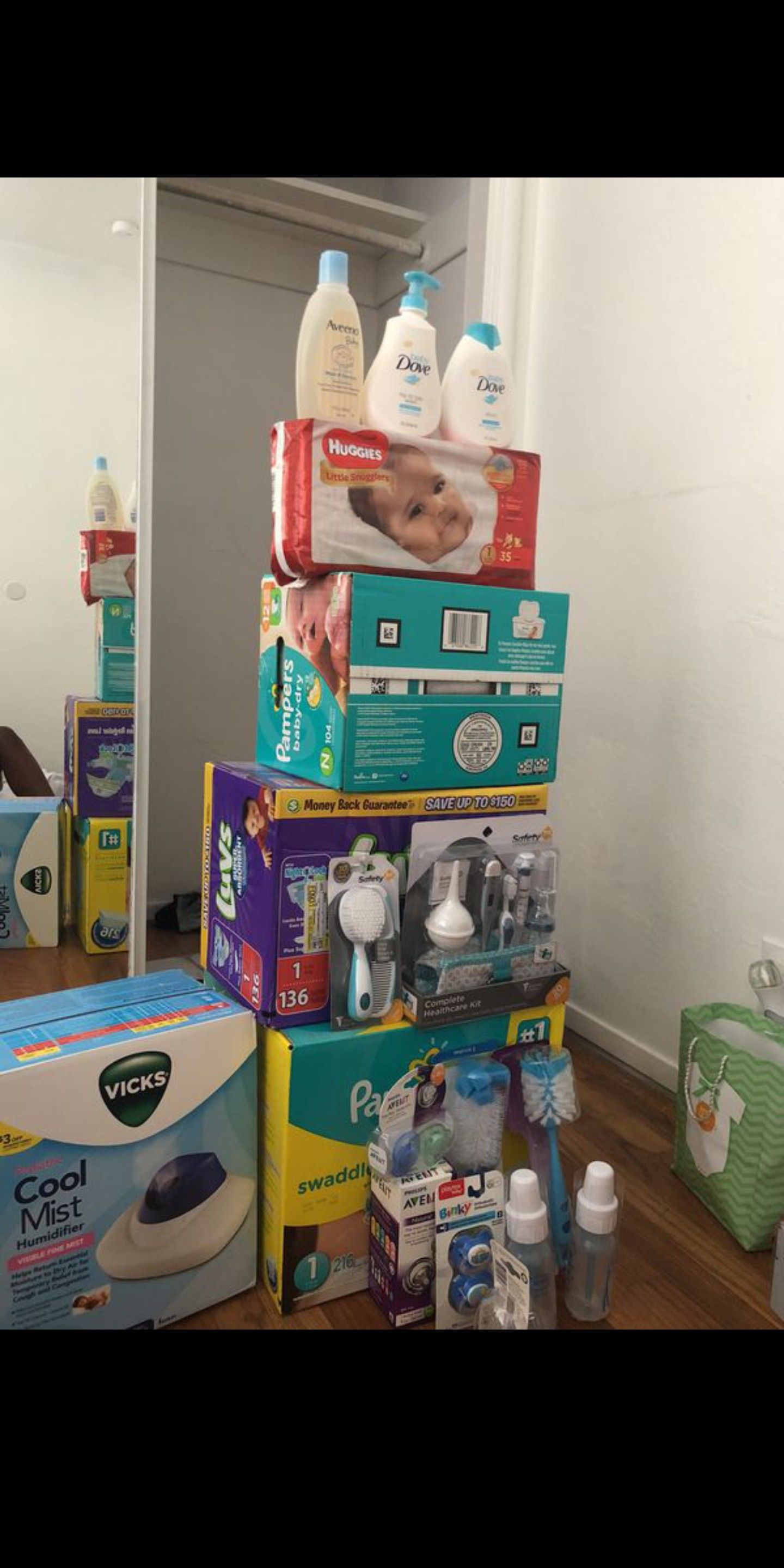 All sizes in huggies,pampers,luvs and a variety of enfamils (all colors) and also I have similac