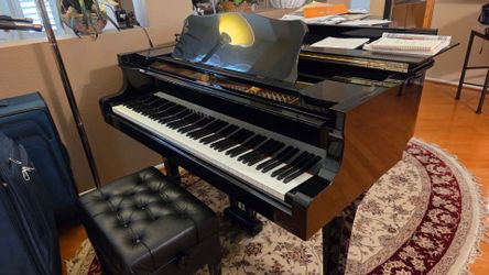 Yamaha C5 Grand Piano Ebony Polish