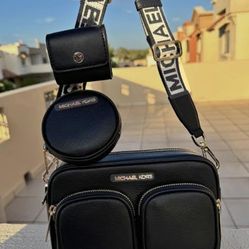 Michael Kors Jet Set Medium Leather Crossbody Bag W/ Airpod pro Case