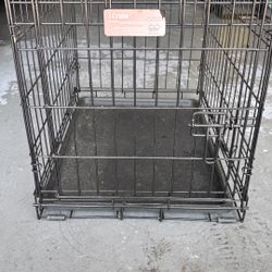 Portable dog crate, black metal - Good Condition 