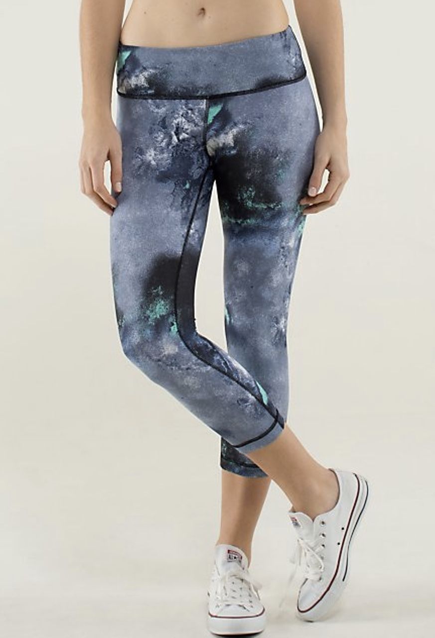 Lululemon Wunder Under Crop Denim Luon Milky Way