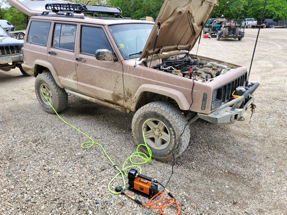 MORRFlate Duo 2 Tire Hose Kit And All Top 4x4 Compressor