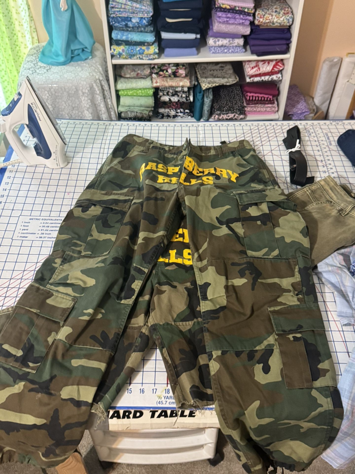 Raspberry Hills Camo Pants