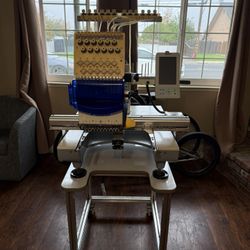 Embroidery Machine Fuwei 12 Needle