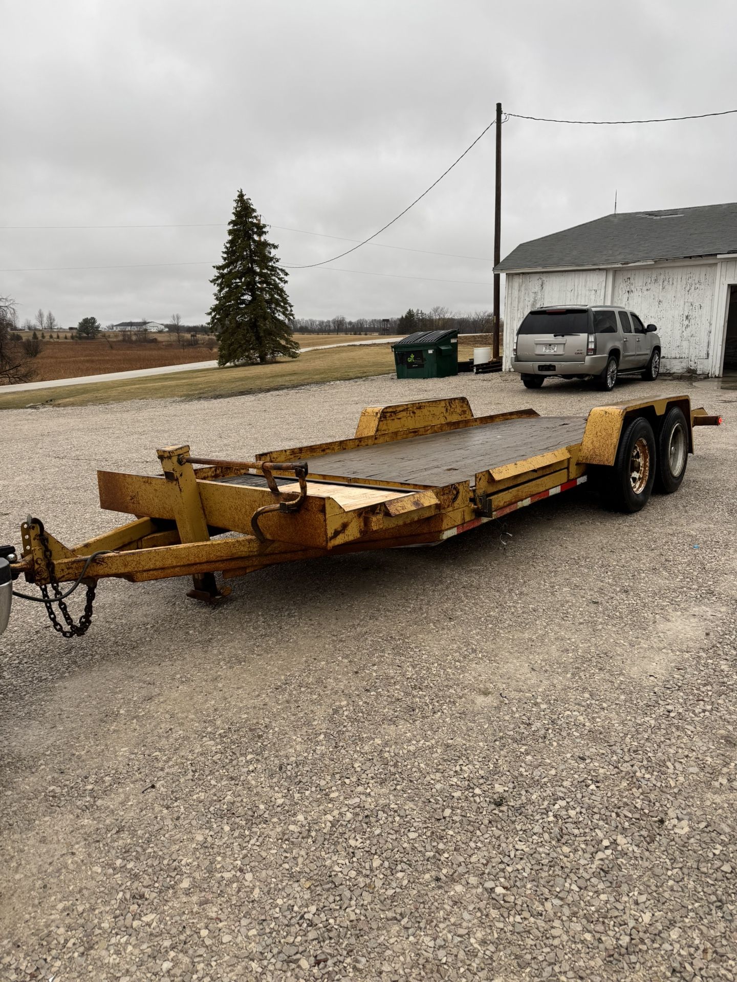 2000 DCT 20’ 14k Tilt Deck Trailer